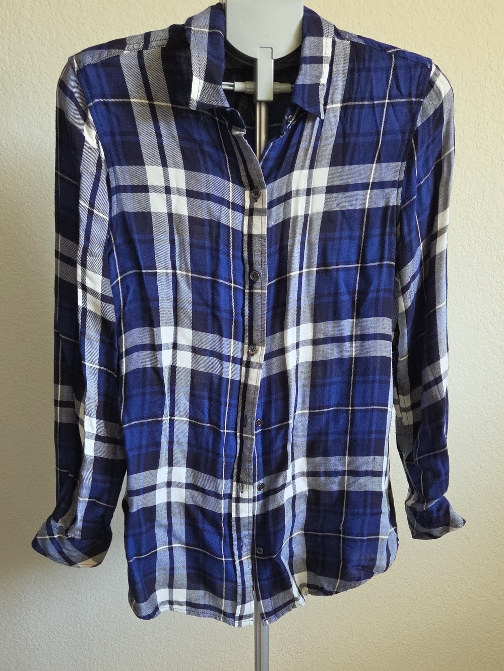 Seven7 Blue and White Plaid Button-Down Shirt